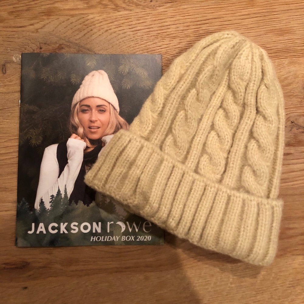 Jackson Rowe holiday box toque NWOT